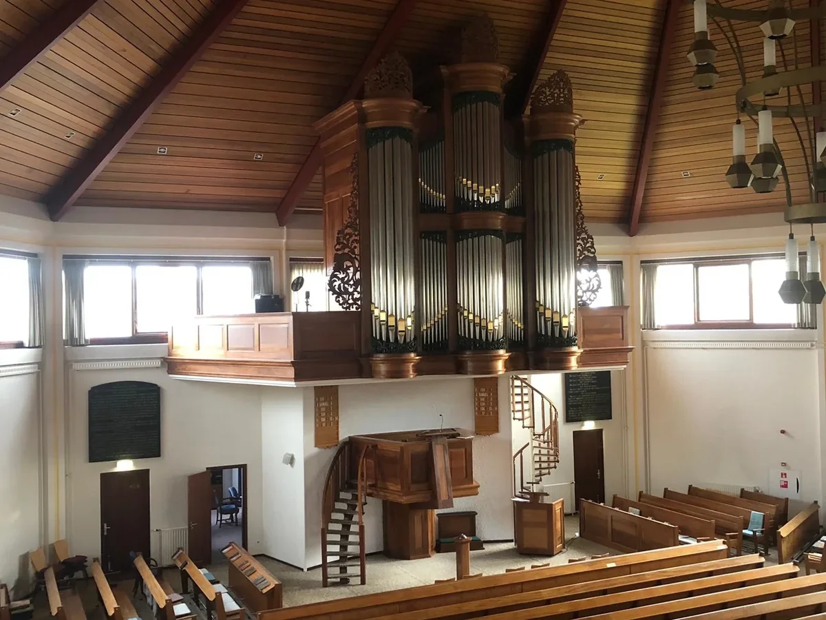 Kerkdiensten luisteren Oud Gereformeerde Gemeenten in Nederland