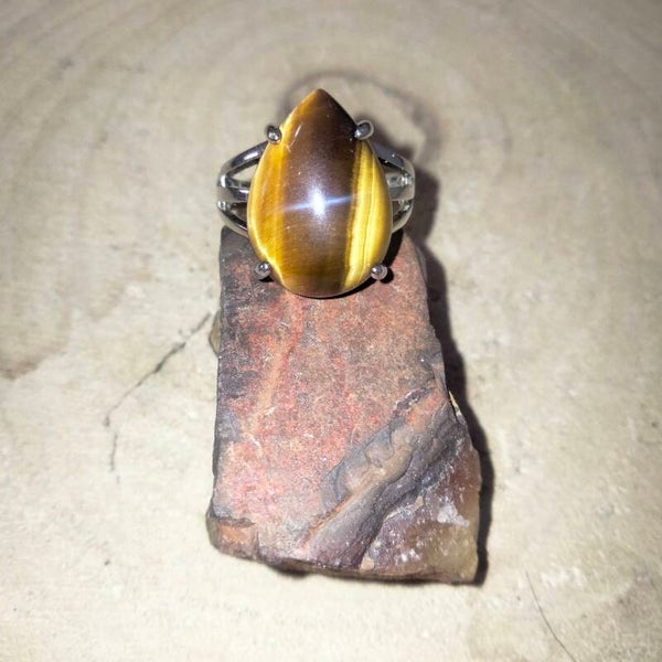 Anello goccia regolabile Occhio di Tigre