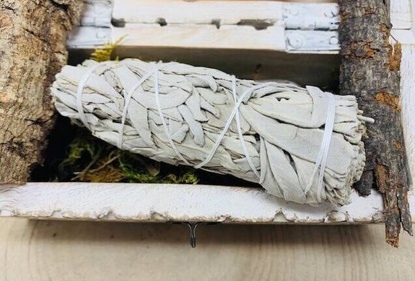 Salvia Bianca Smudge