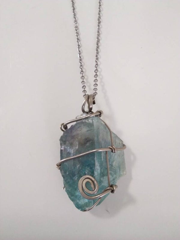 Fluorite Grezza Ciondolo