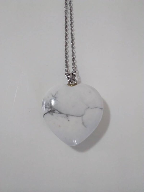 Howlite Ciondolo Cuore forato