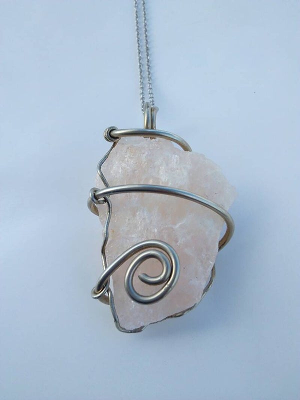 Morganite grezza ciondolo