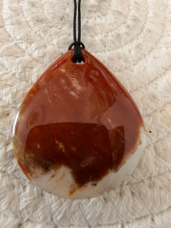 Agata Corniola sagomata ciondolo
