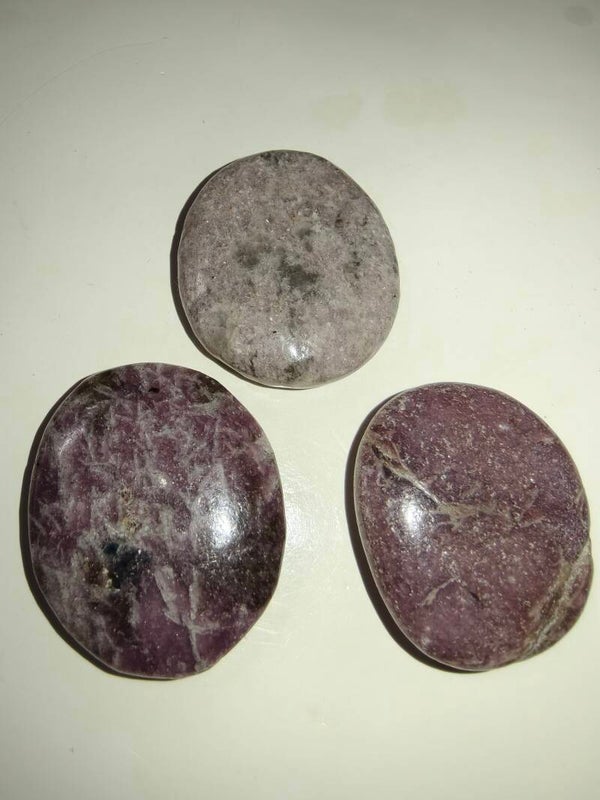 Lepidolite medaglione