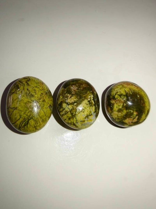 Opale verde burattato L