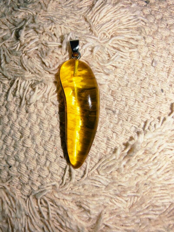 Ambra ciondolo