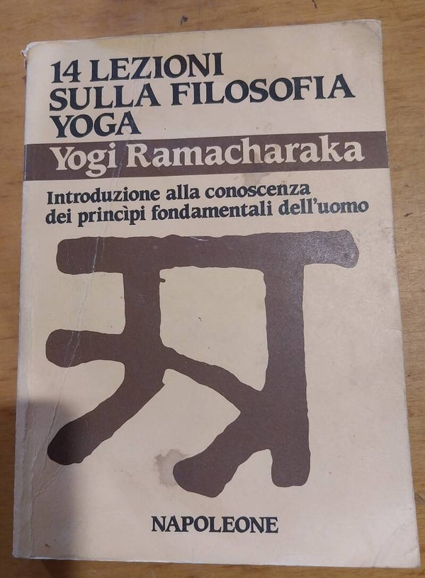 14 lezioni sulla filosofia yoga