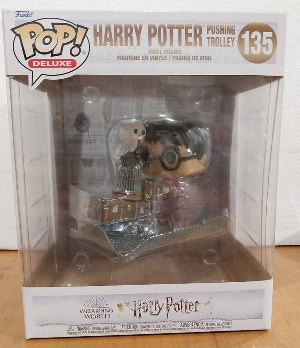 funko pop! 135 harry potter pushing trolley wizarding world 2021