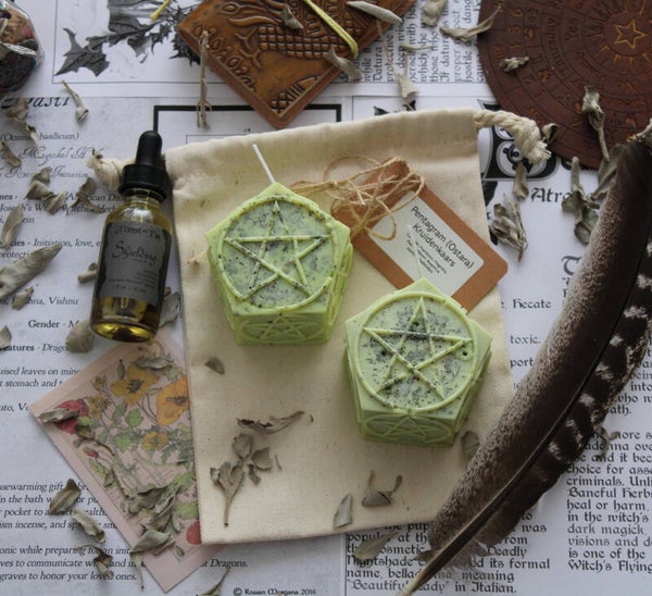 Pentagram Ostara Kruidenkaars