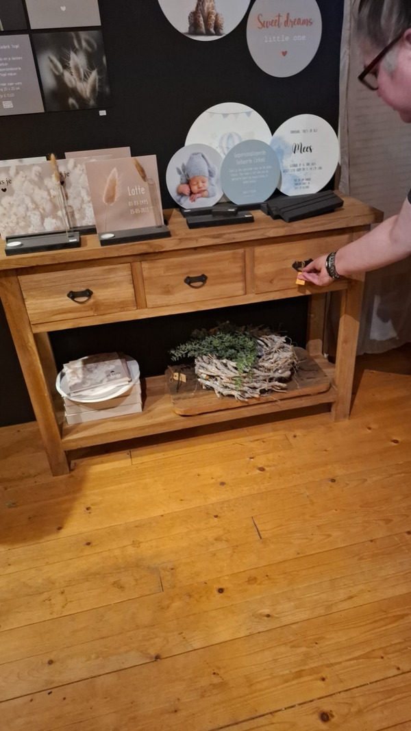 Teakhouten sidetable 1