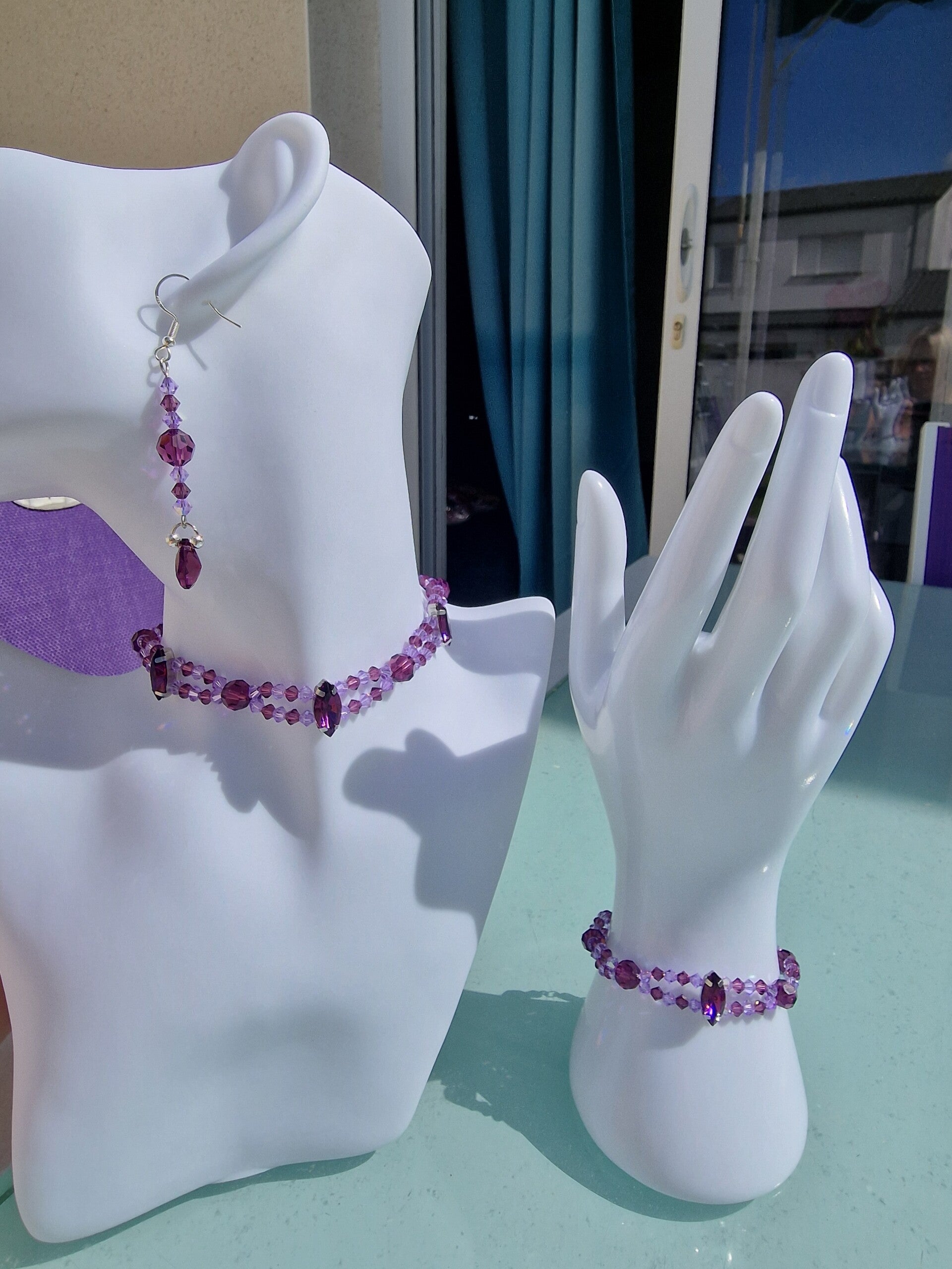 Ras de cou Swarovski violet + bracelet + boucles d’oreilles – parure fait main – bijoux acier inoxydable – idée cadeau femme
