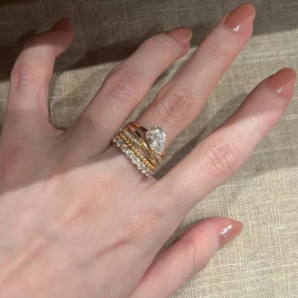 Teardrop CZ Twisted Band Ring Set