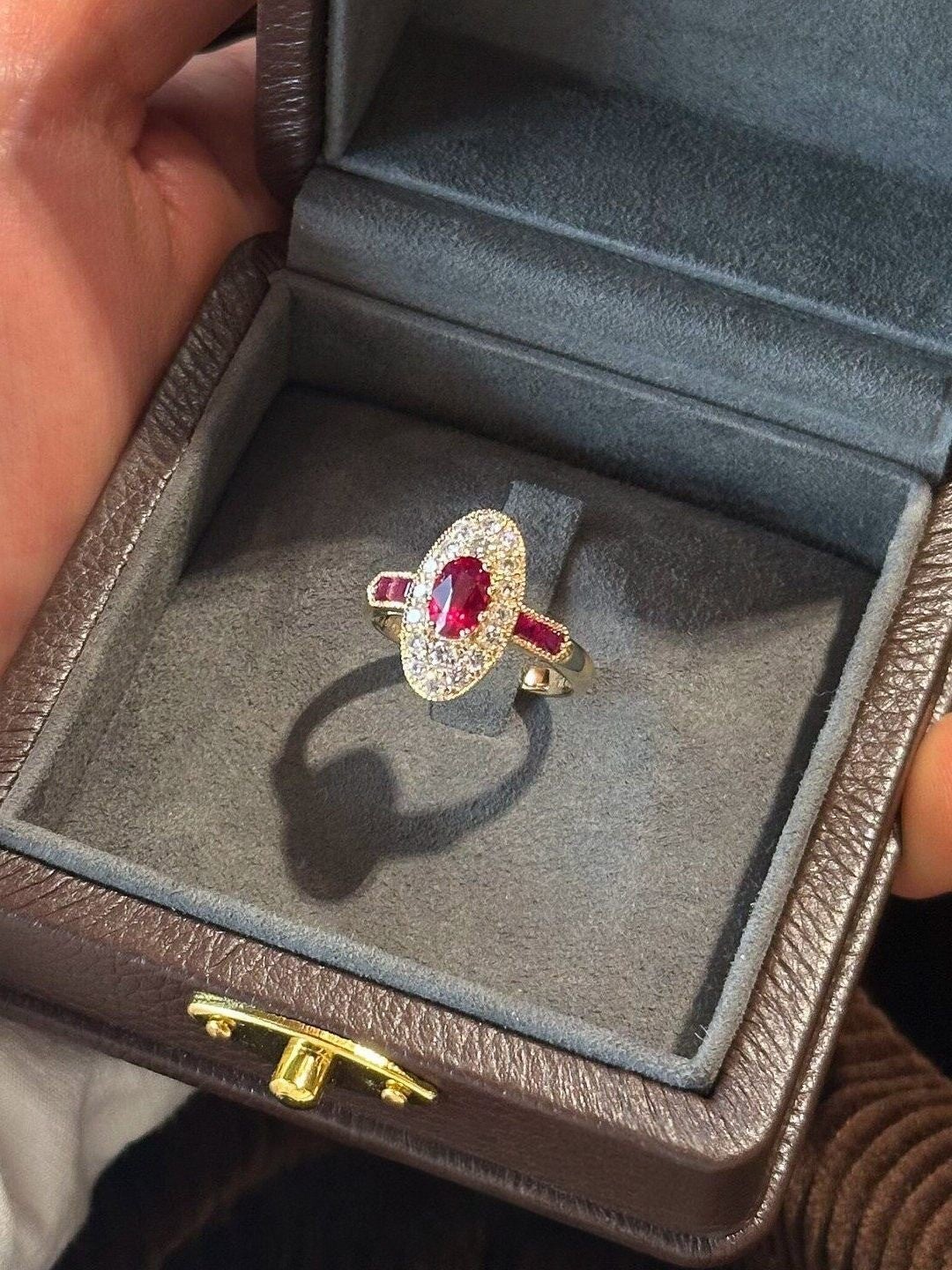 Vintage Oval Red Crystal Stackable Ring Set