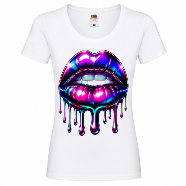 💋⚡ Neon Chrome Lips – Damen T-Shirt mit futuristischem Lippenmotiv 🖤✨