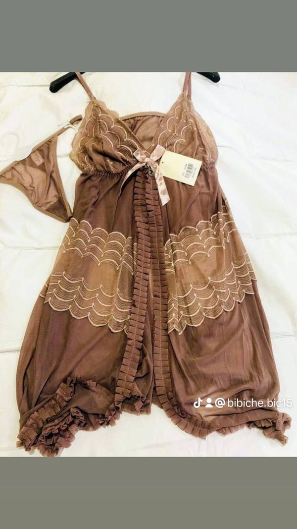 NUISETTE SEXY  COULEUR marron