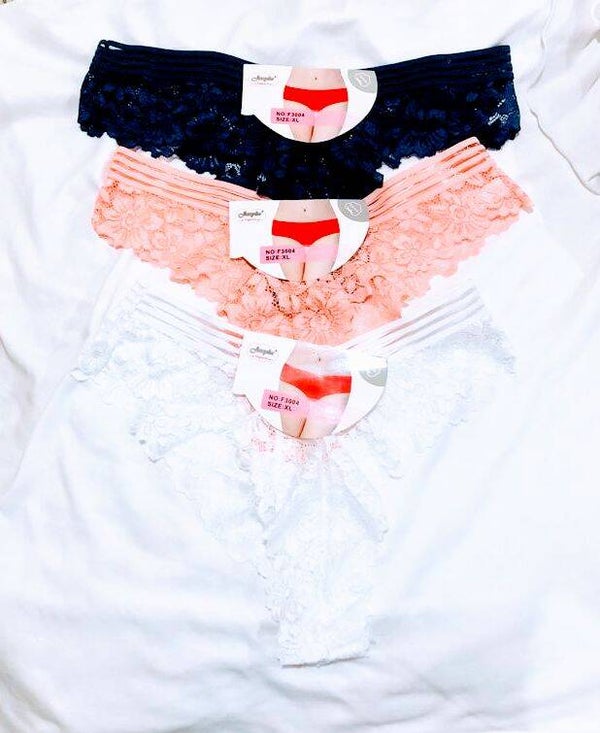 Sous vêtements sexy  en dentelle 3 pièces