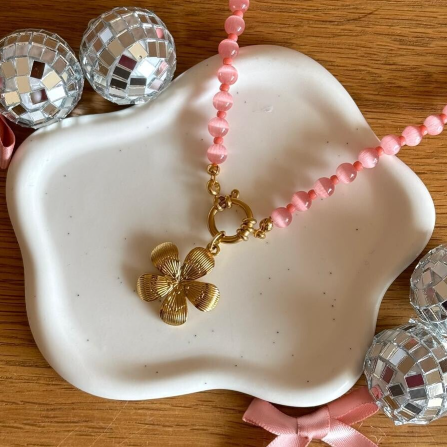 Dark Pink Flower Ketting - goud
