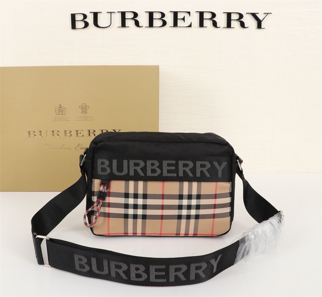 Borsello Burberry