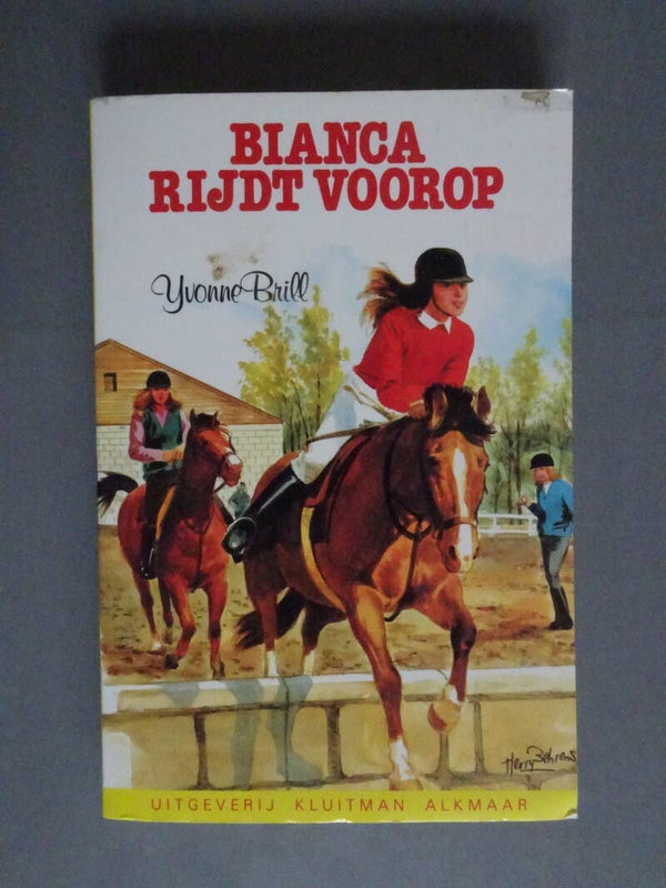 M6 Bianca rijdt voorop