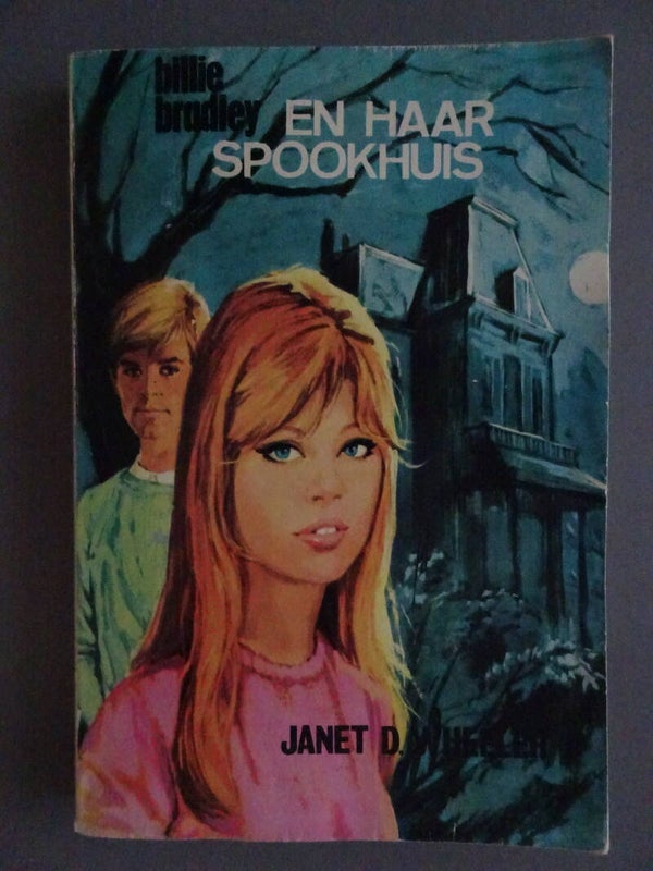 M90 Billie Bradley en haar spookhuis