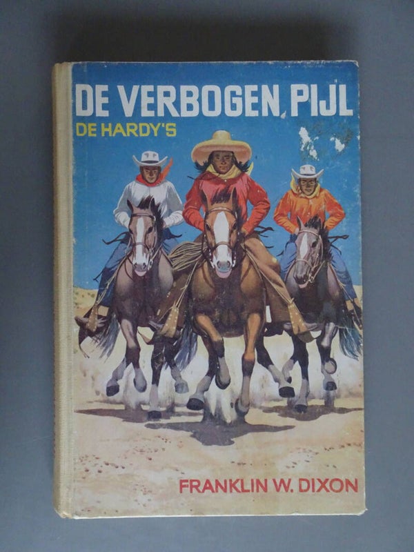 JBJ - 28a De Hardy's - De Verbogen Pijl