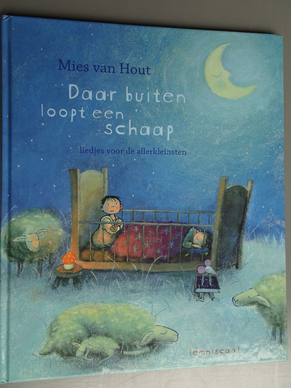 KIN - Daar buiten loopt een schaap