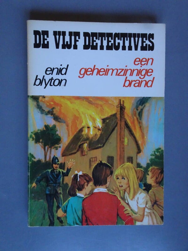 JM301 De vijf detectieves - een geheimzinnige brand