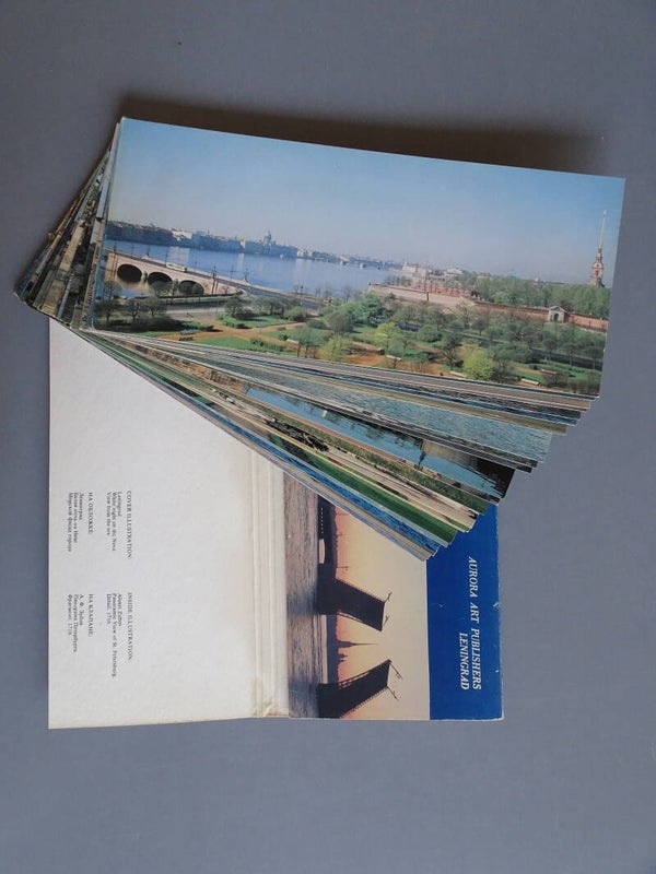 EON - Leningrad Postcards 25 stuks
