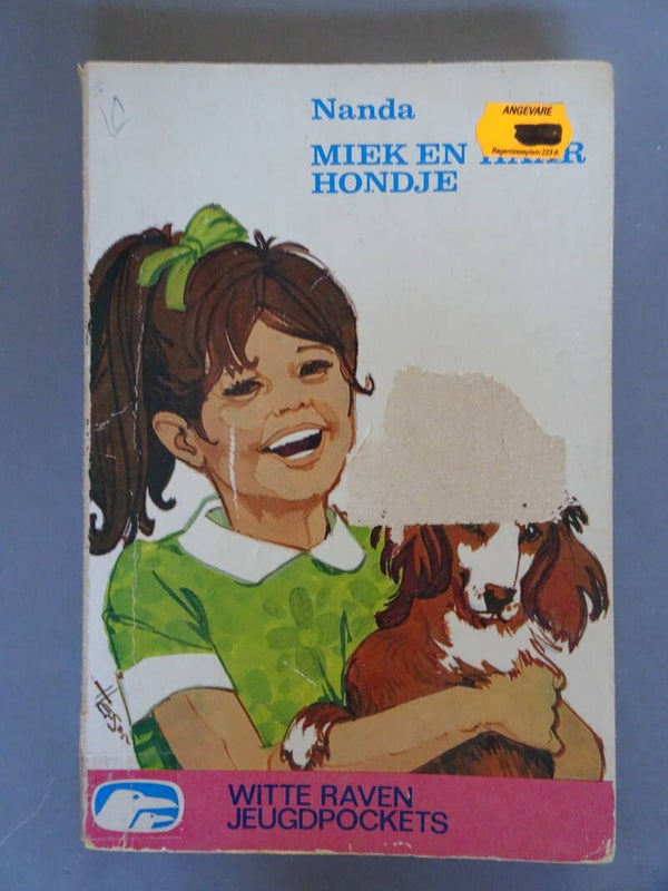 JM277 Miek en haar hondje