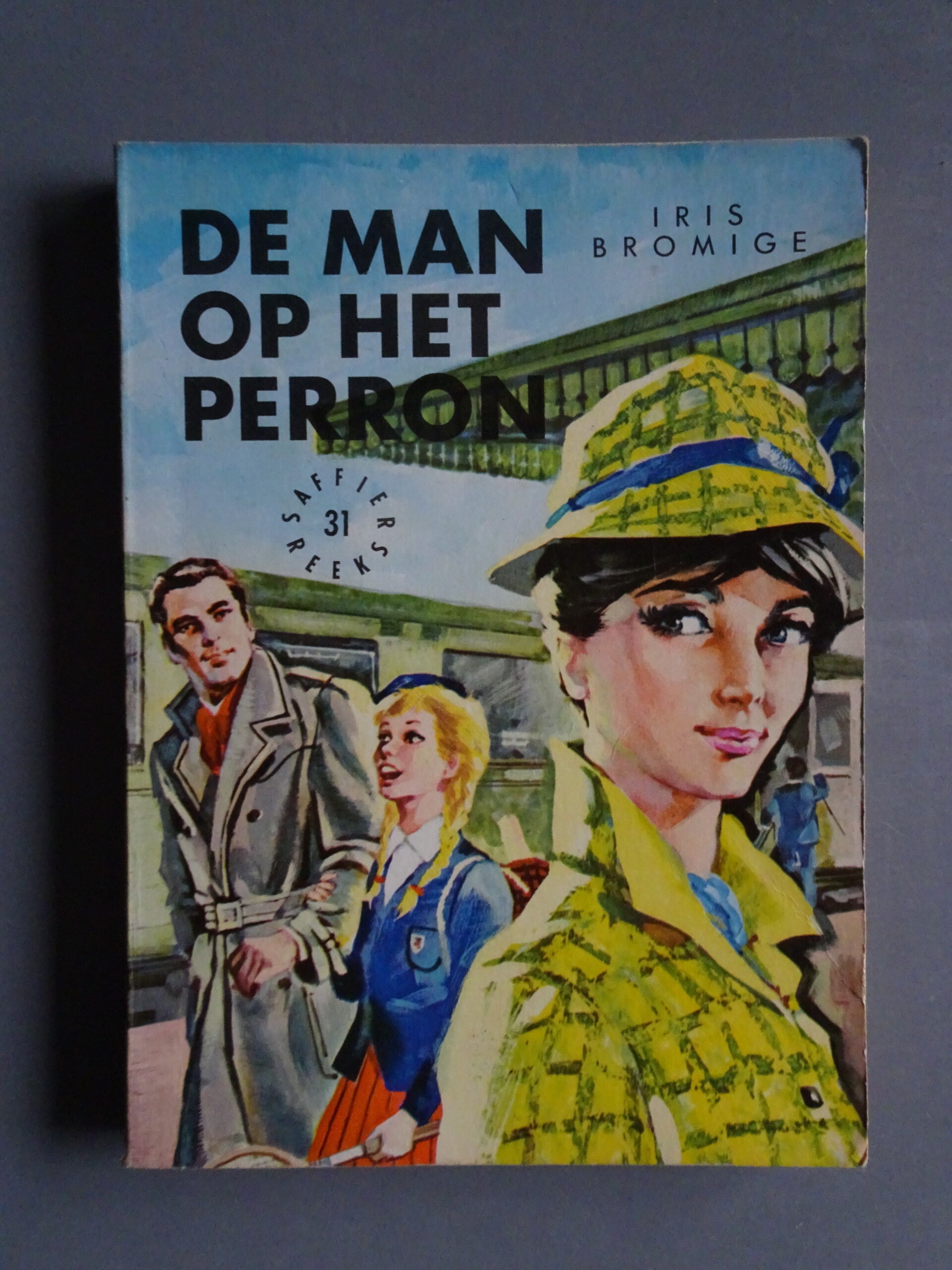 PRZ - SR31 De man op het perron