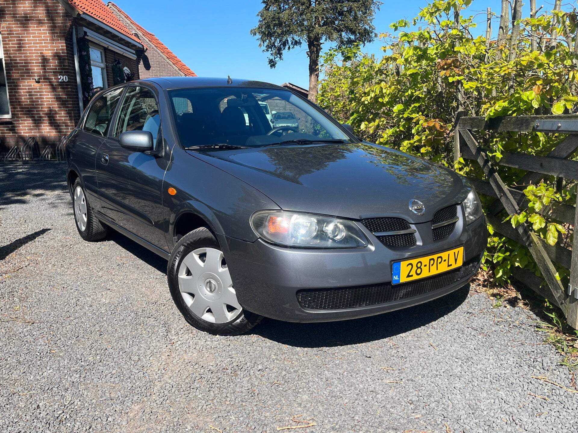 Nissan Almera 1.8 Acenta
