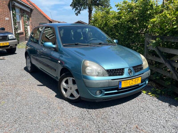 Renault Clio 1.4 16v Privilége