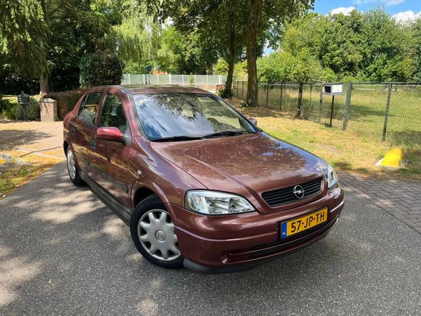Opel Astra 1.6 Edition Sedan