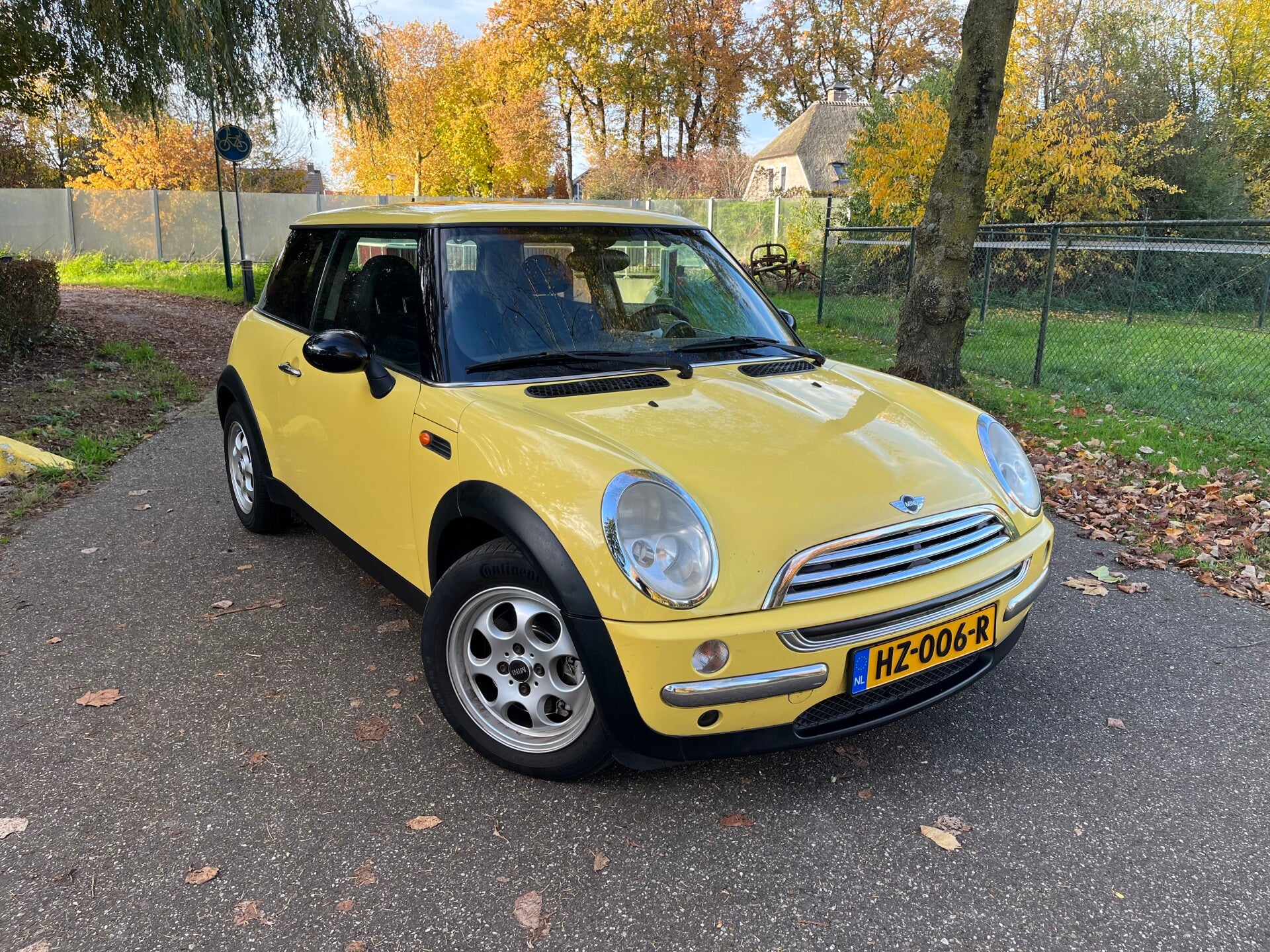 Mini ONE 1.6 Geel