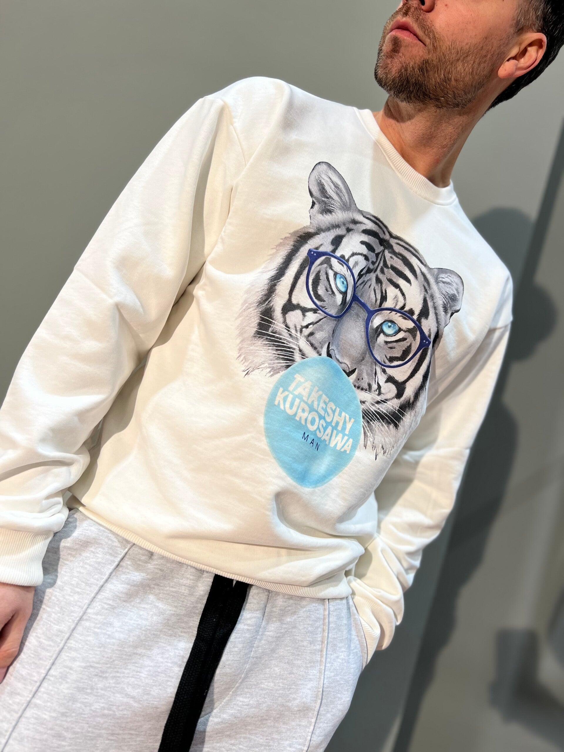 TIGER BUBBLE SWEATSHIRT