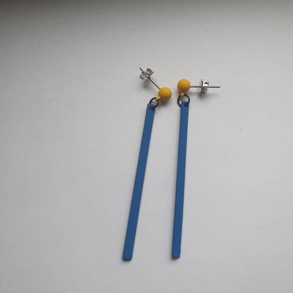 S251129 Sticks&StripesA