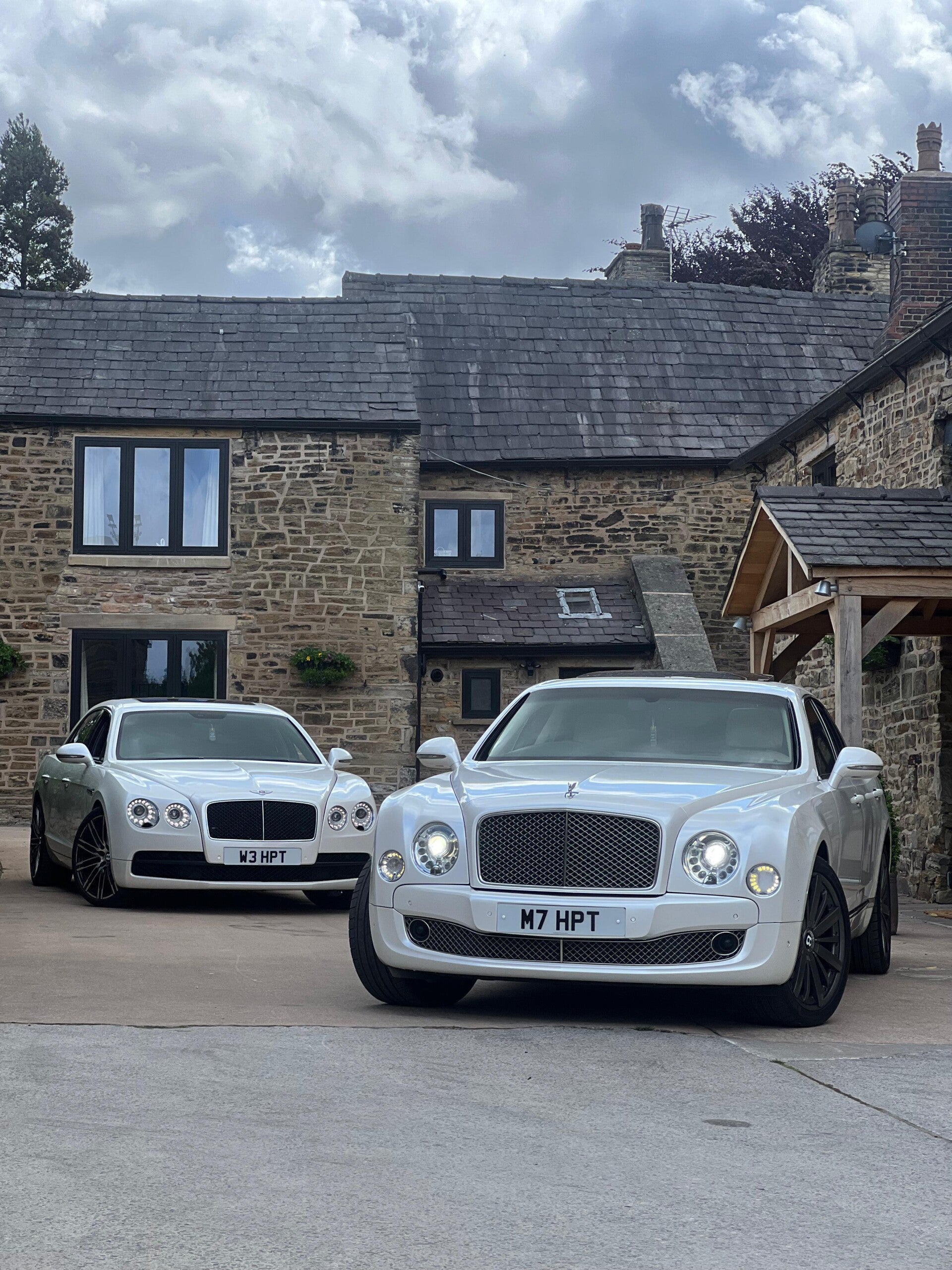 Luxury Bentley chauffeur cars from Hyde Platinum Travels for weddings and special occasions in Greater Manchester and nationwide
