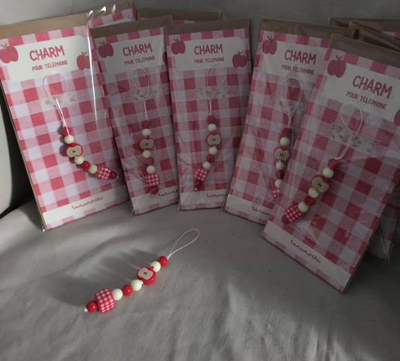 Charm téléphone mochi pomme