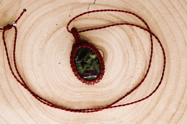 Pendentif Rubis Zoisite et son cordon - Réf.CO-9