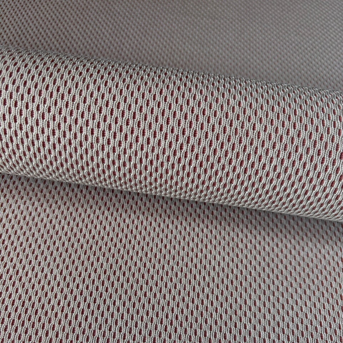 Kvadrat Febrik | designmeubelstoffen.nl