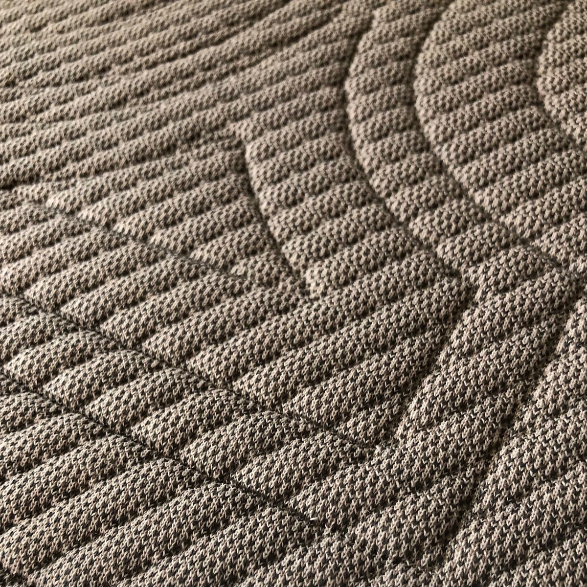 Kvadrat Febrik | designmeubelstoffen.nl