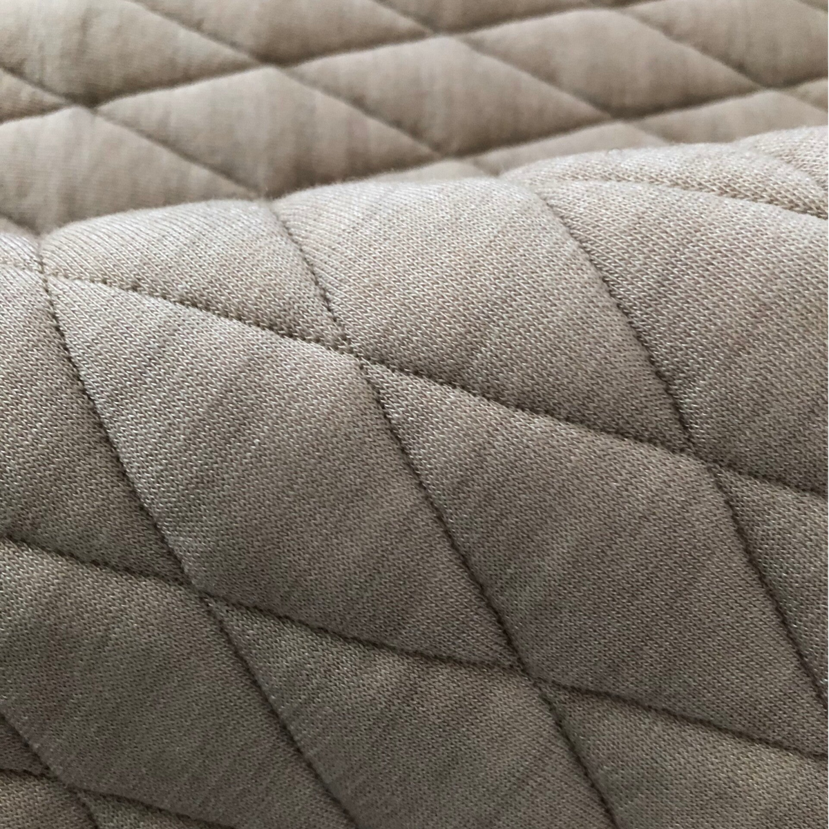 Kvadrat Febrik | designmeubelstoffen.nl