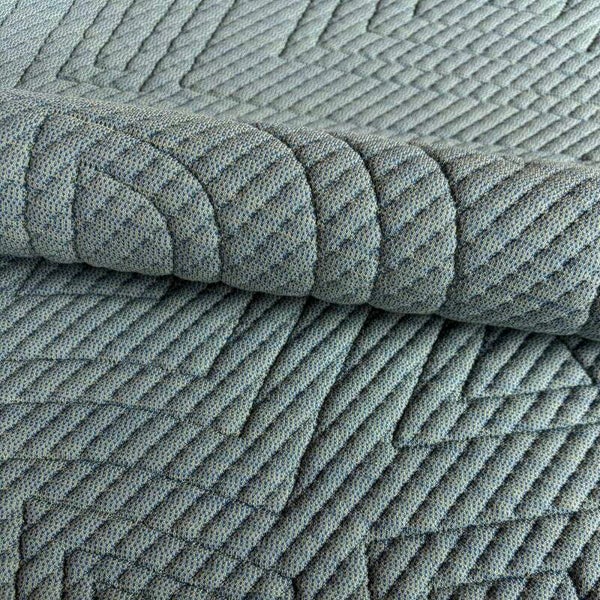 Kvadrat Apparel 823