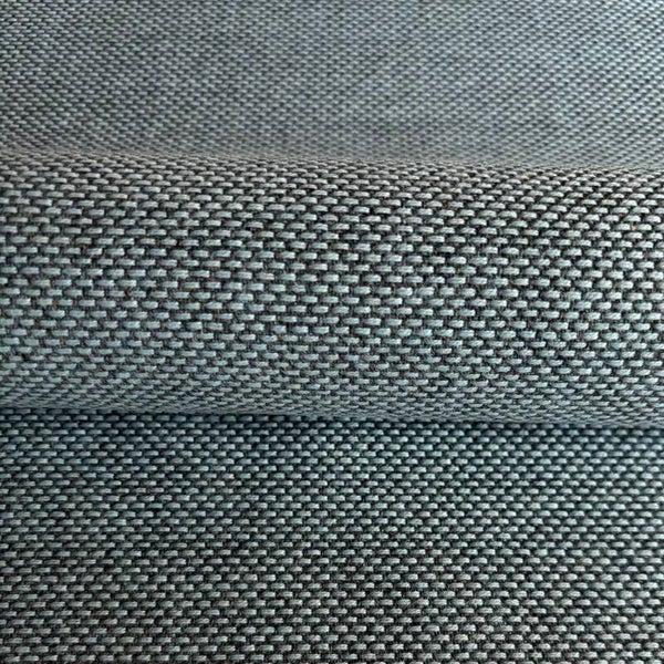 Kvadrat Re-wool 718