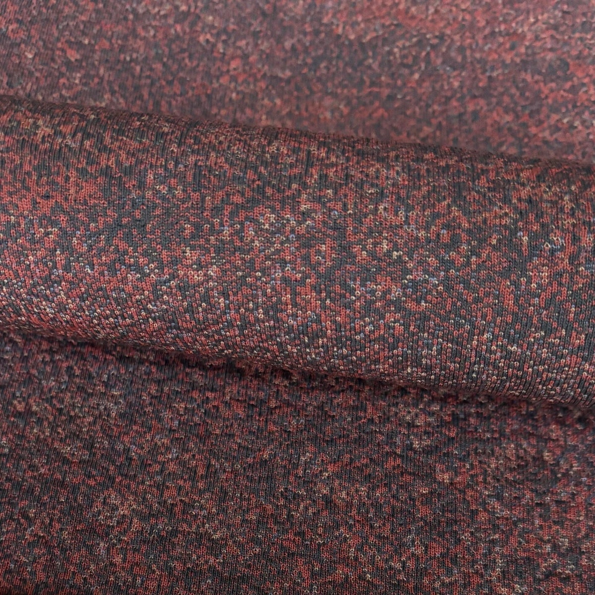 Kvadrat Febrik | designmeubelstoffen.nl