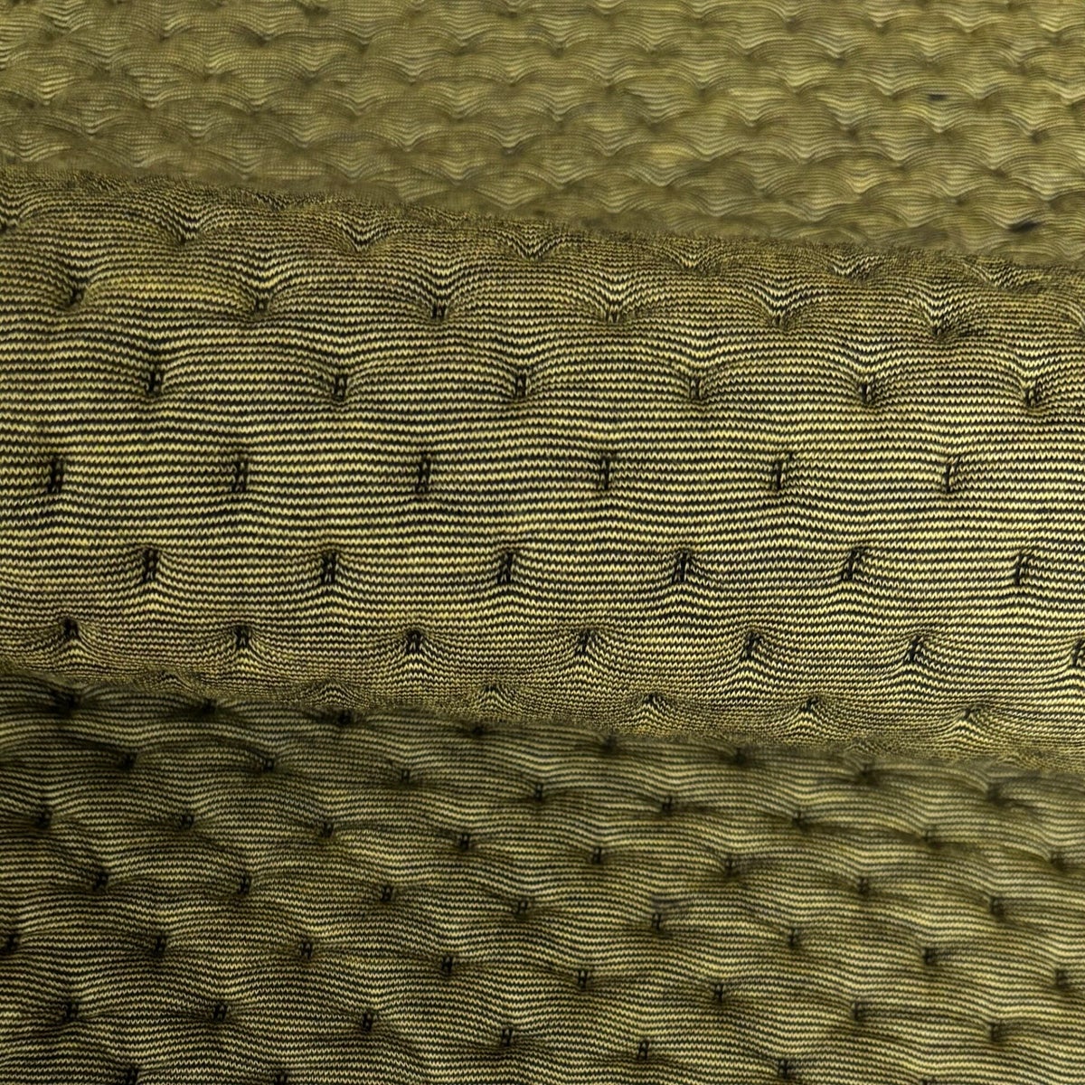 Kvadrat Febrik | designmeubelstoffen.nl