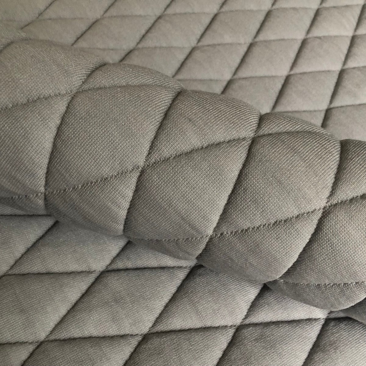 Kvadrat Febrik | designmeubelstoffen.nl