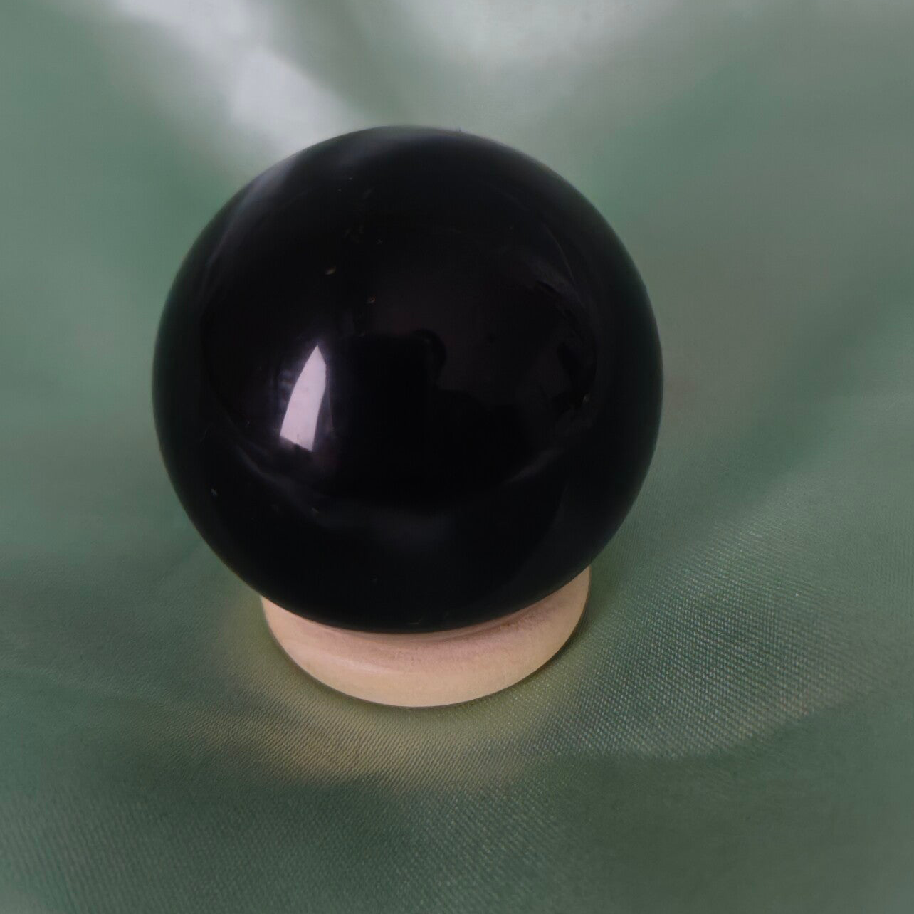 Schwarze Obsidian Kugel