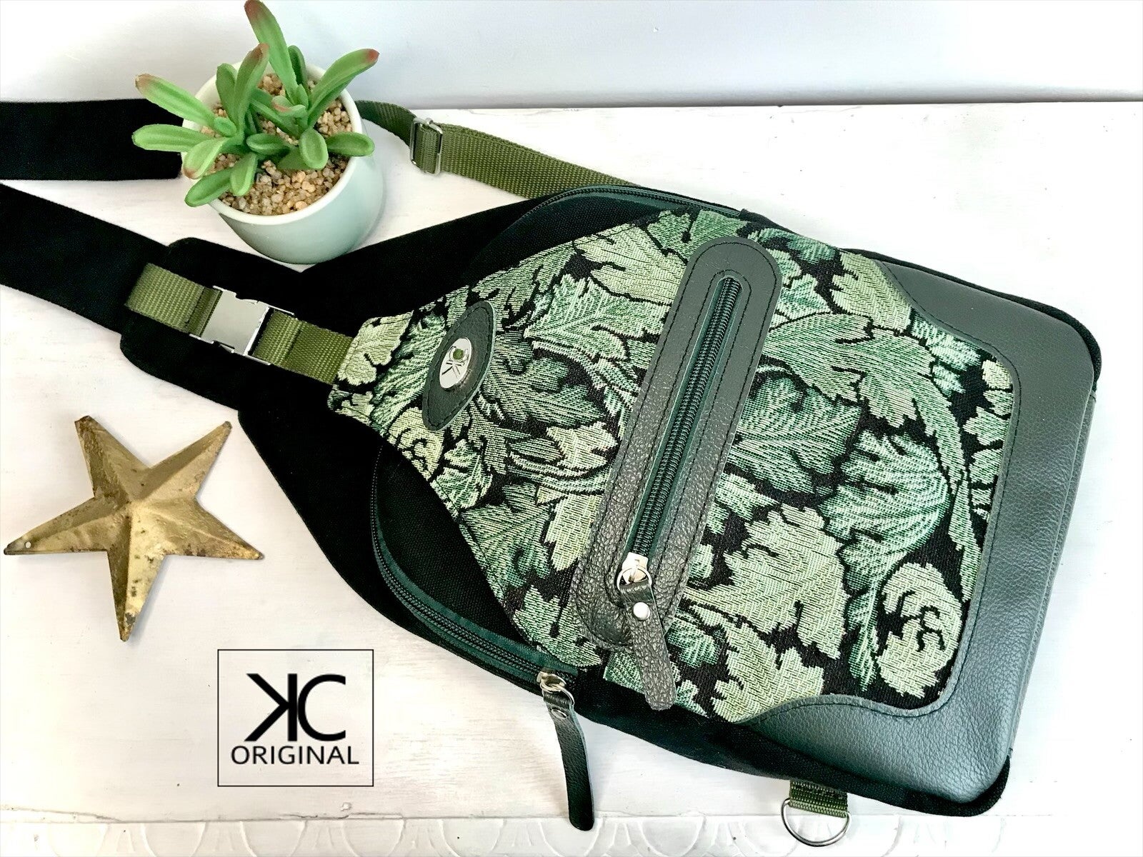 Sling tas Wayfarer gobelin stof bladeren groen