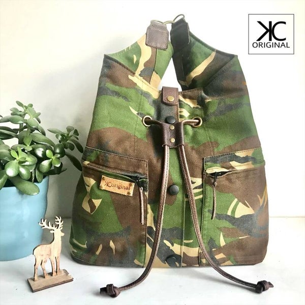 Schoudertas camouflage legerstof en leer